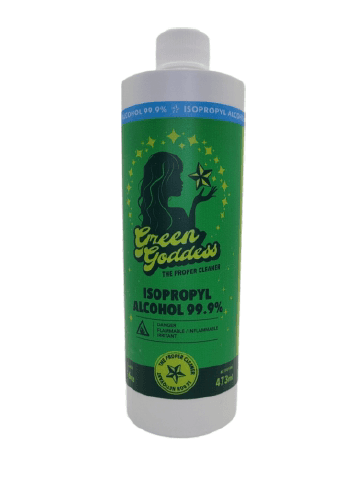 Canadian Made Cleaner Isopropyl Alcohol